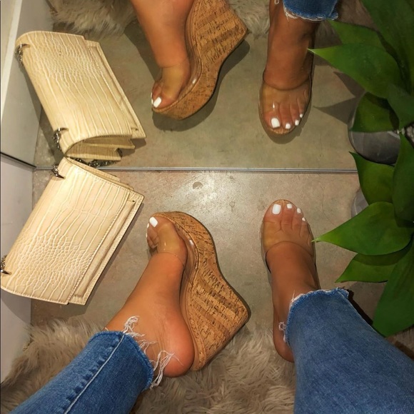 🔥HOT “Sahara” Clear  cork wedge - Picture 2 of 9